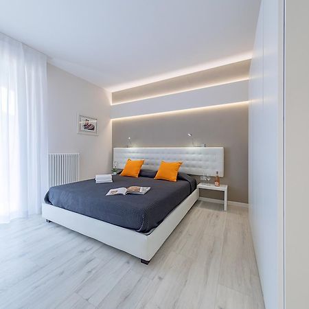 Appartamento Valeria By Wonderful Italy Sirmione Exterior foto